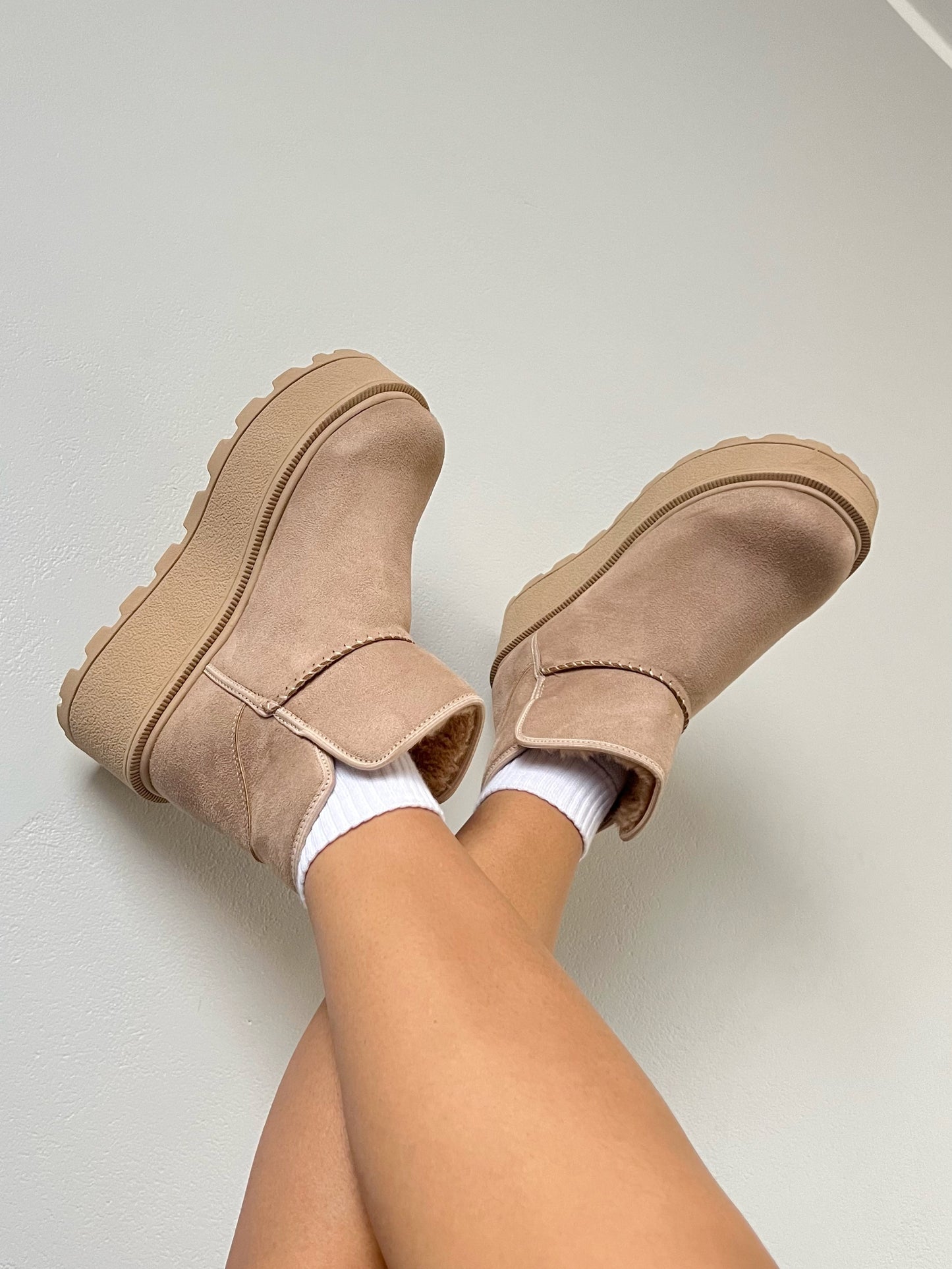 Pantubota beige - Cozy