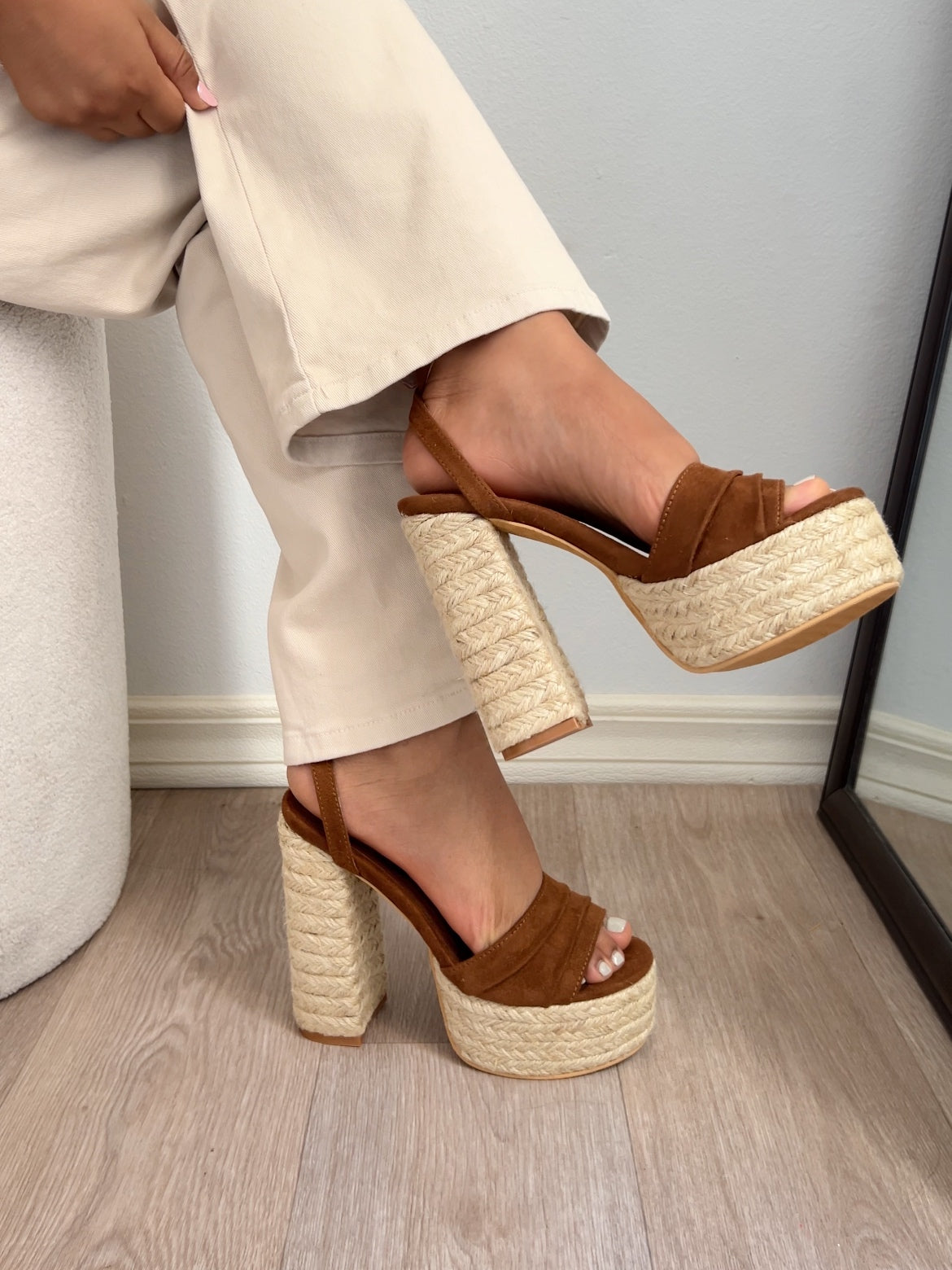 Sandalias Toscana - Almendra