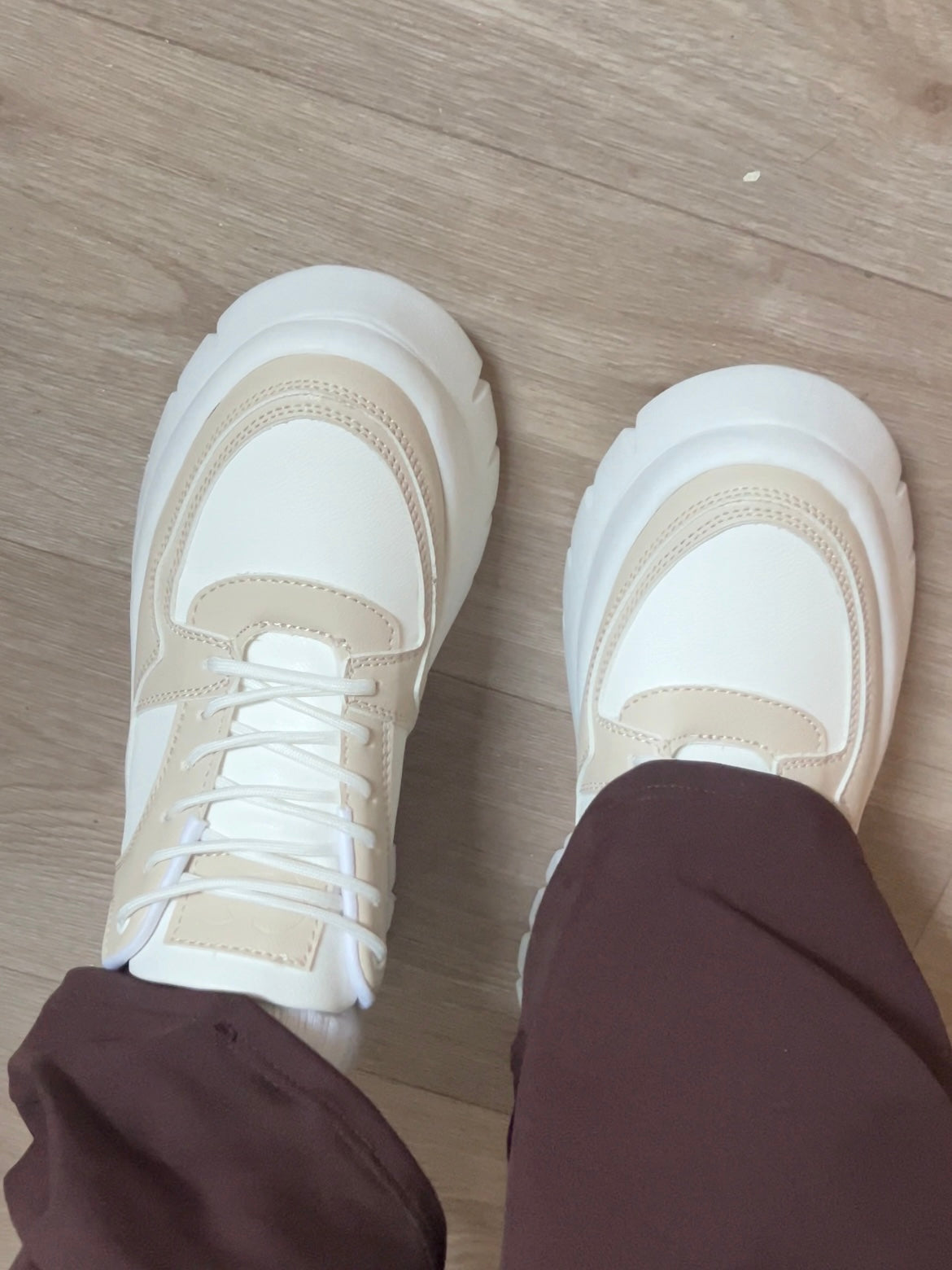 Zapatilla Beige - Abby