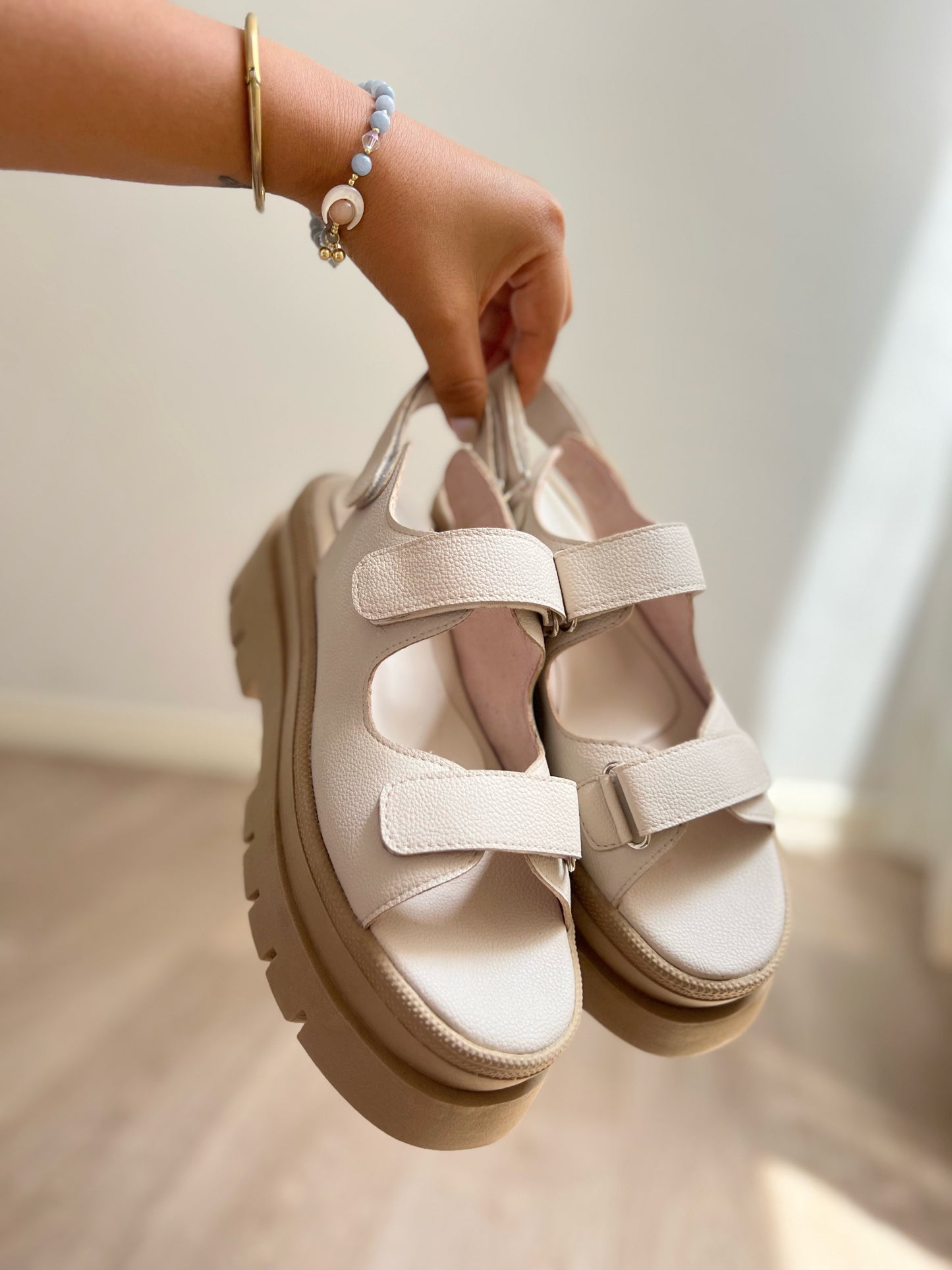 Sandalia Ofelia - Coconut