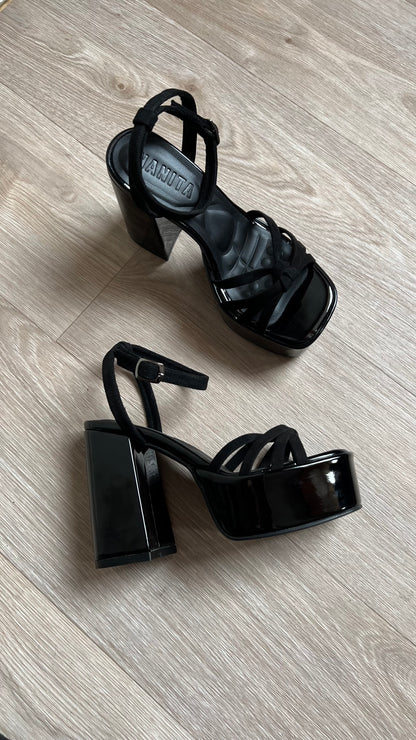 Tacón negro - Steffi