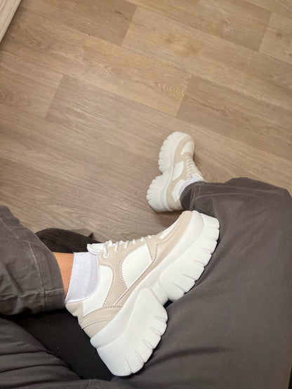 Zapatilla Beige - Abbi