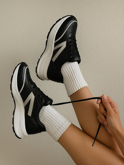 Zapatilla negra - Nicki