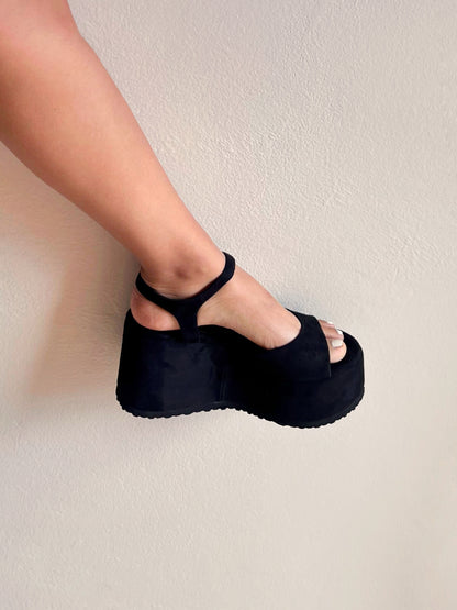 Sandalias negro suede  - Lucy