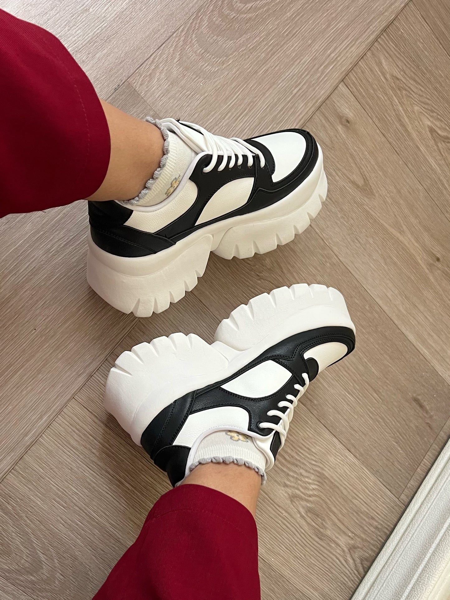 Zapatillas Negras - Abbi