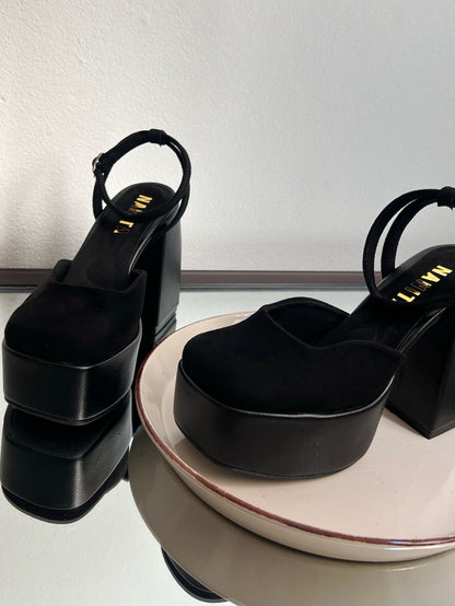 Tacón negro - Salma