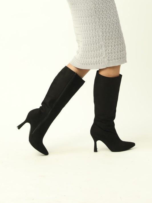 Bota negra - Dolly